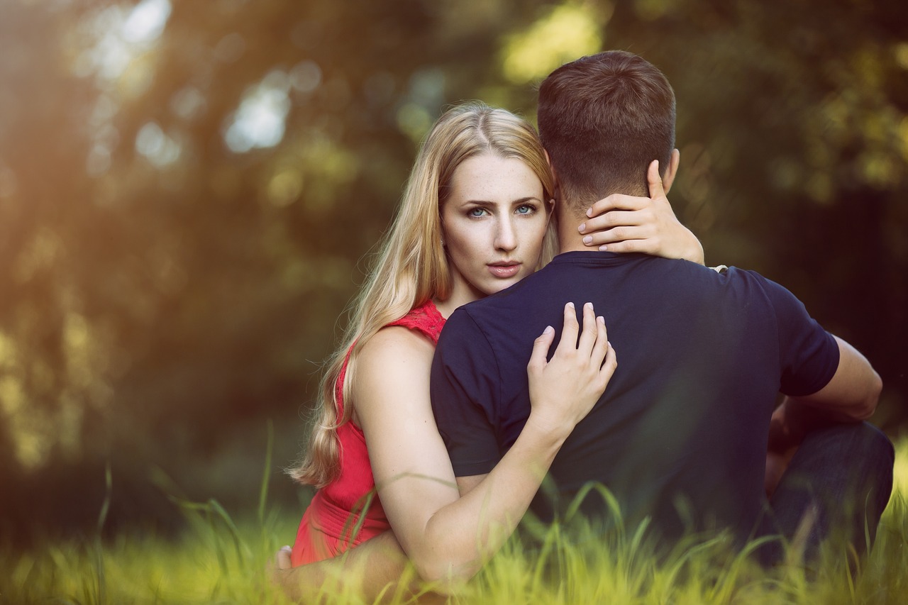 5 Red Flags of Highly Narcissistic People in Relationships